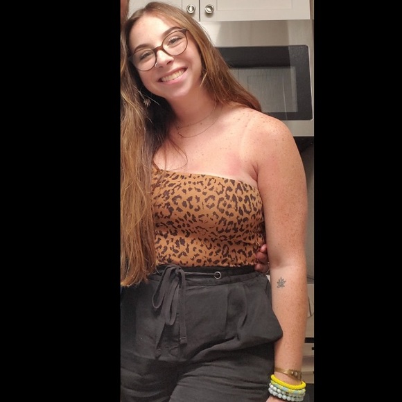 American Eagle Pants - Picture 2 of 3